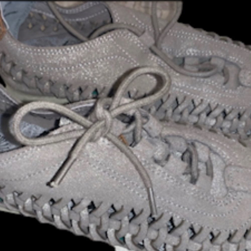 OTBT brand leather braid tennis shoes sneakers women’s size 7.5 - Picture 8 of 11